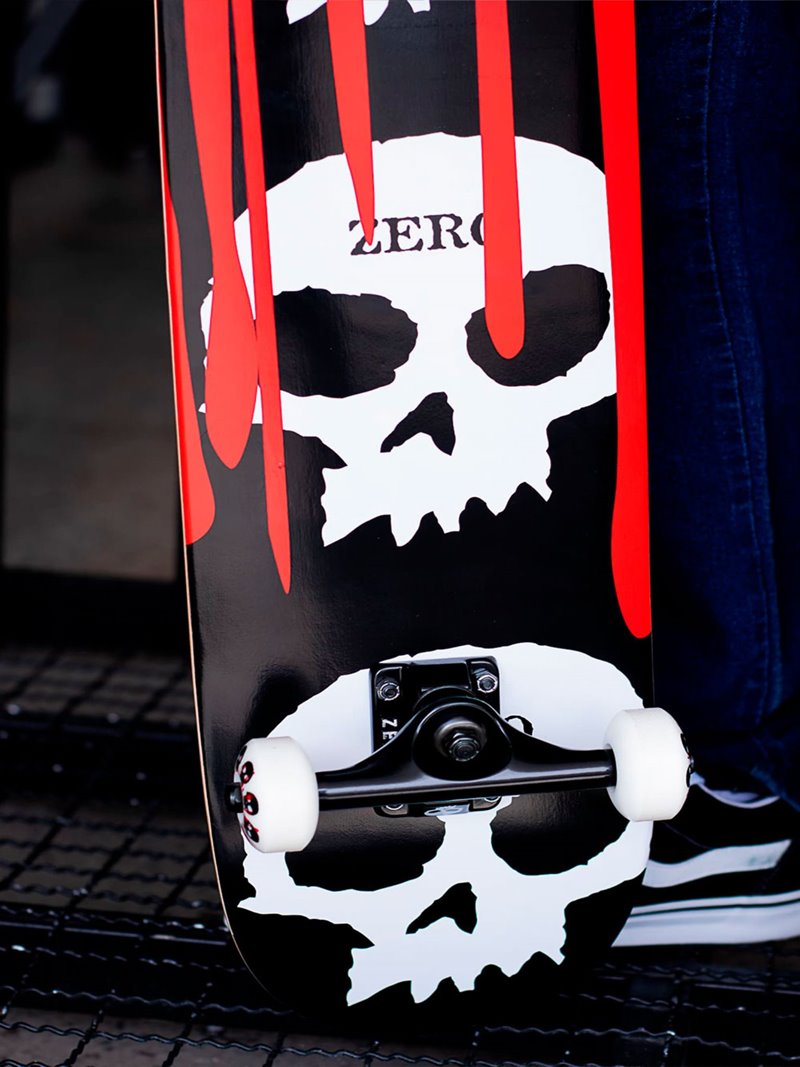 Shape de Skate Zero 3 Skull Blood 8 (Black)