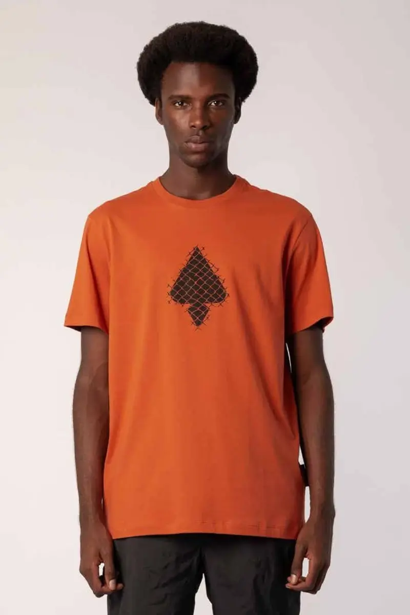 Camiseta MCD Regular Espada Alambrado